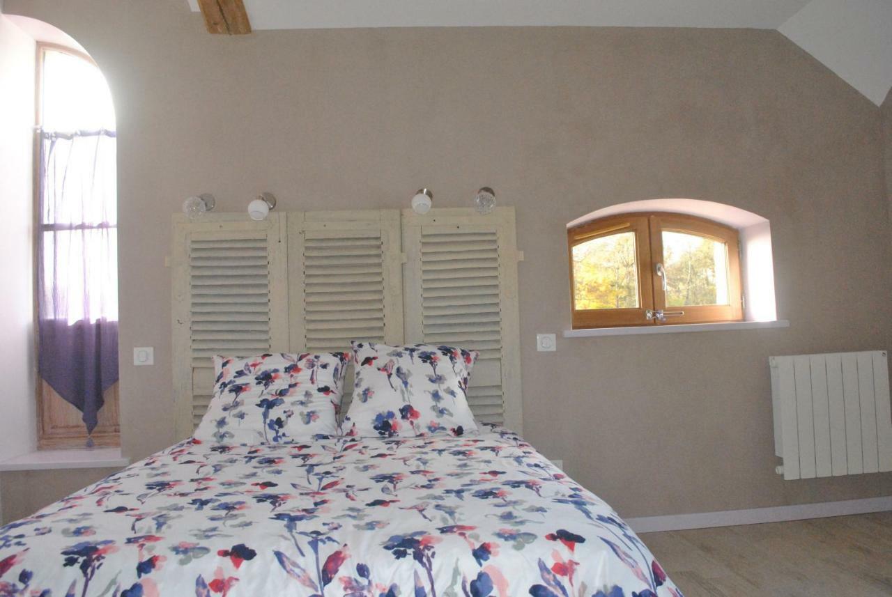 Domaine De La Poyat Bed and Breakfast Légny Εξωτερικό φωτογραφία