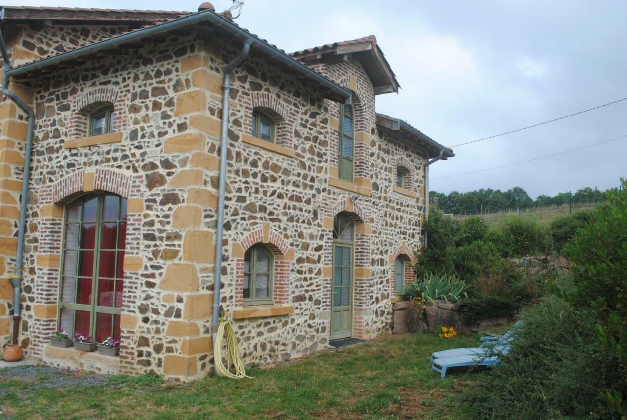 Domaine De La Poyat Bed and Breakfast Légny Εξωτερικό φωτογραφία
