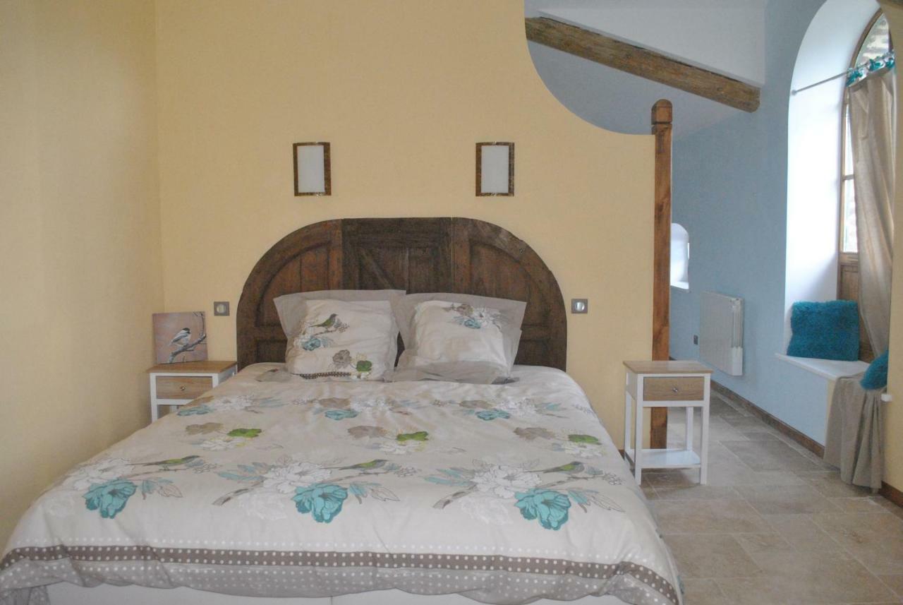 Domaine De La Poyat Bed and Breakfast Légny Εξωτερικό φωτογραφία